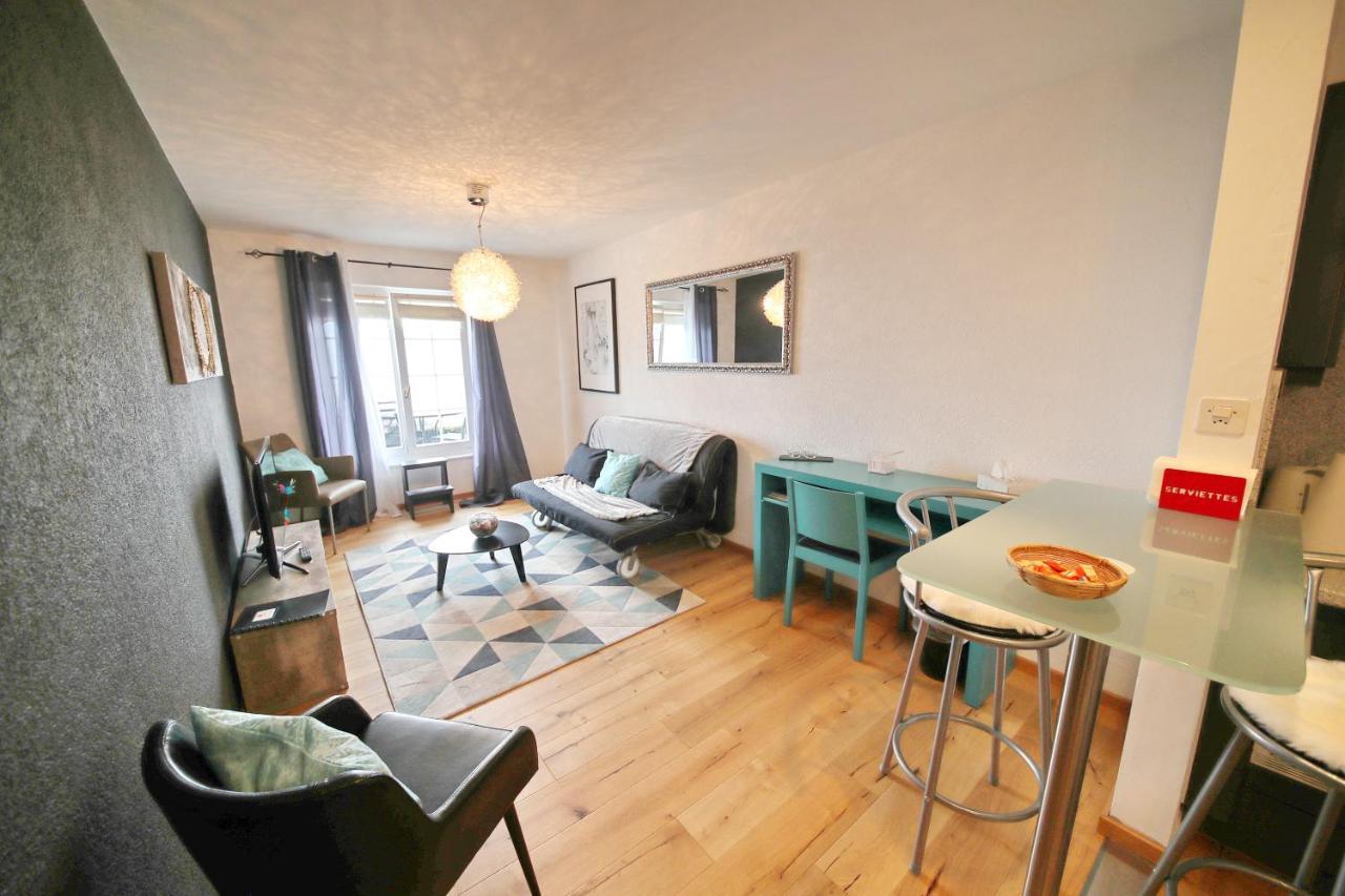 Corseaux Beach Rooms-Riviera Beach Apartments Vevey Exterior foto