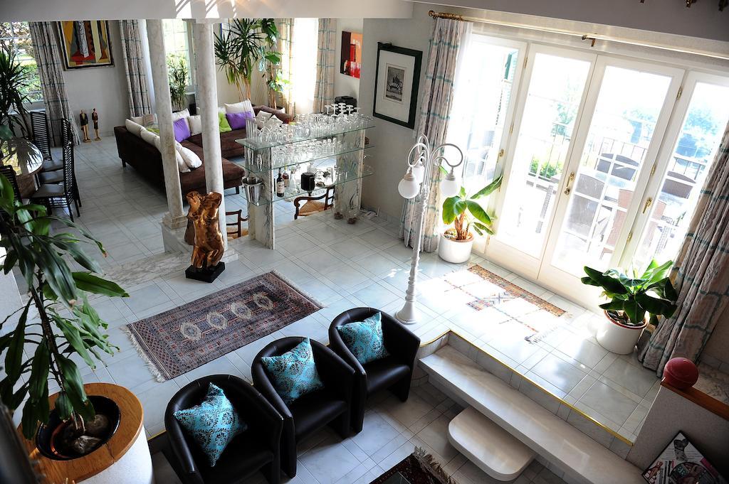 Corseaux Beach Rooms-Riviera Beach Apartments Vevey Exterior foto